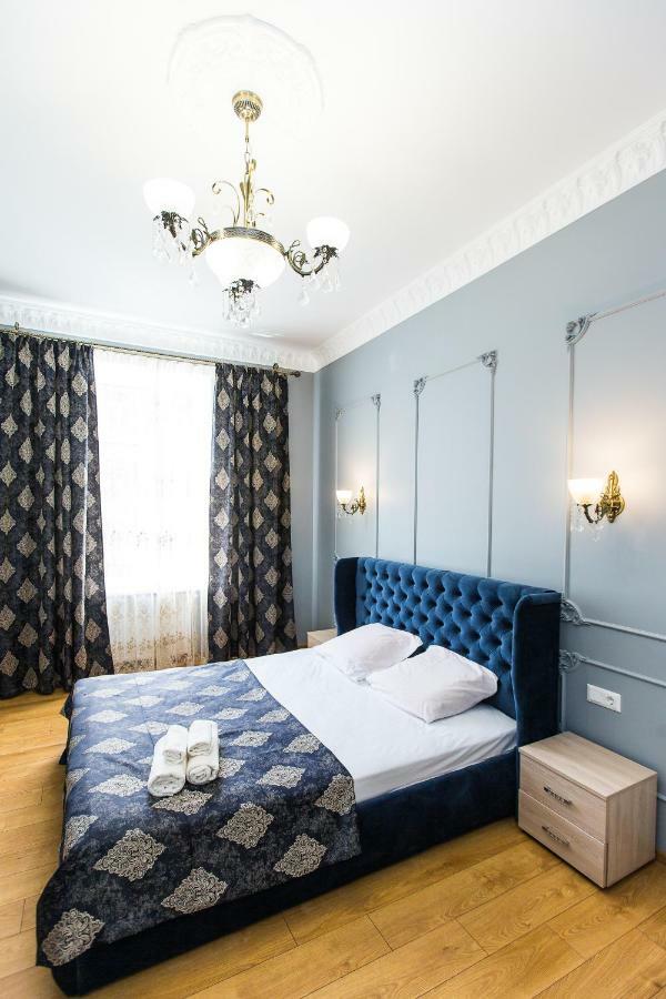 Дизайнерська Віп Квартира По Вулиці Куліша 14 Lviv Exterior photo